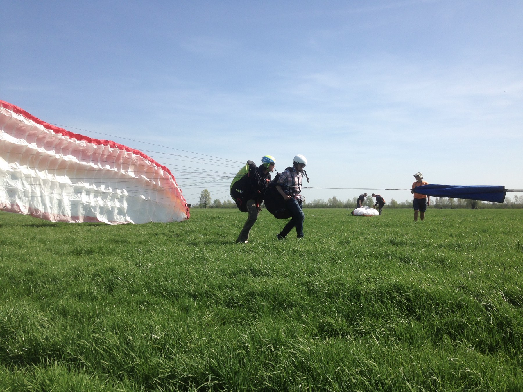paragliding at Nederberga Valley