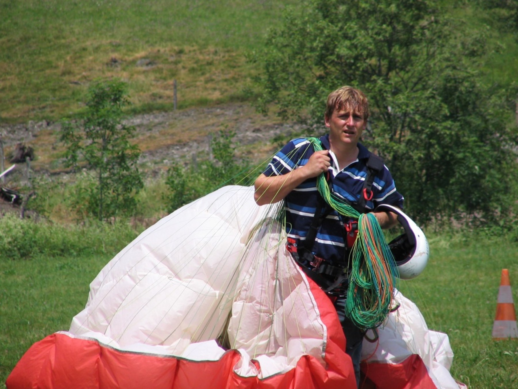 paragliding at Nederberga Valley